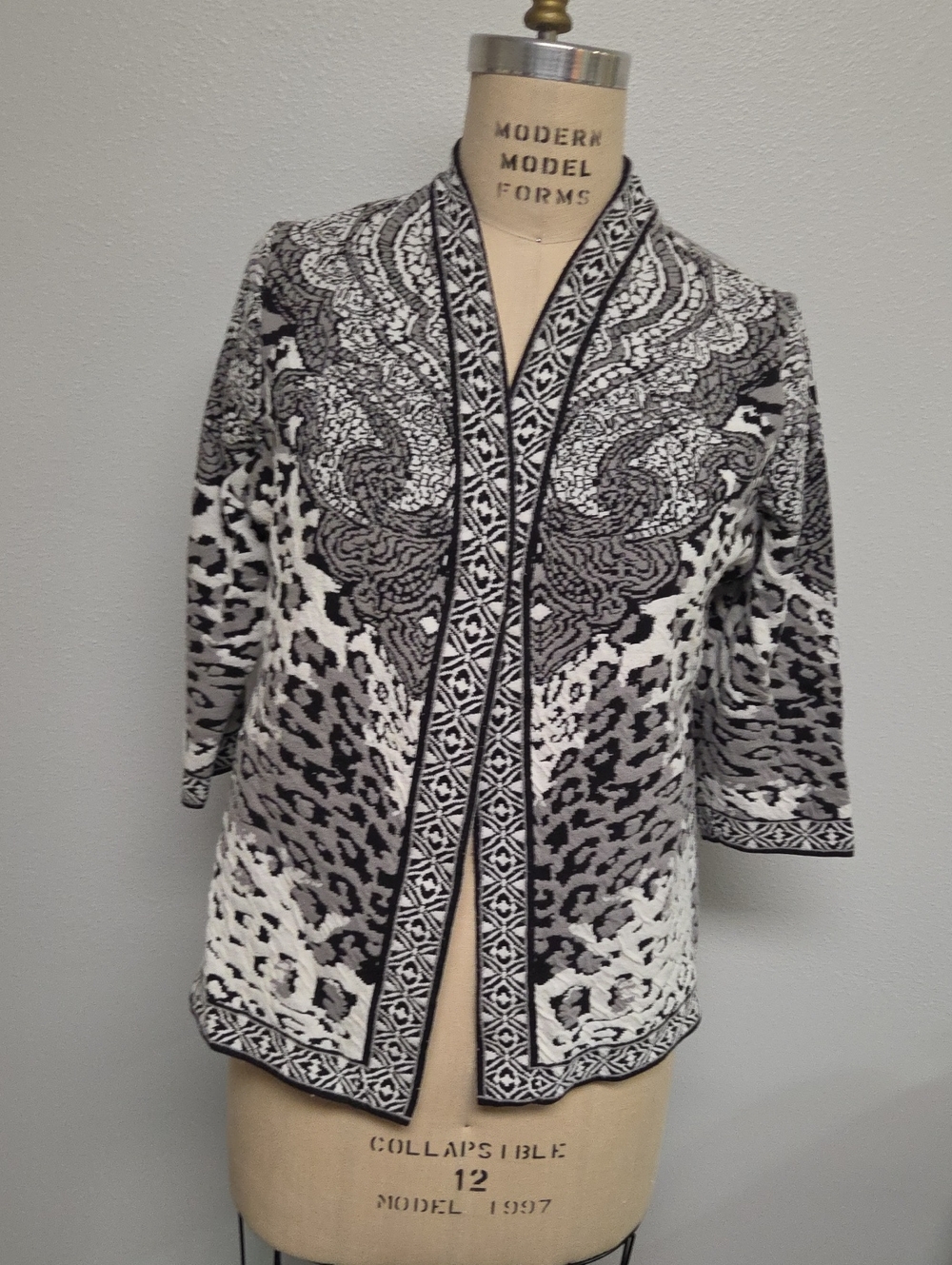Chico's Black and White Open-Front Patterned Cardigan